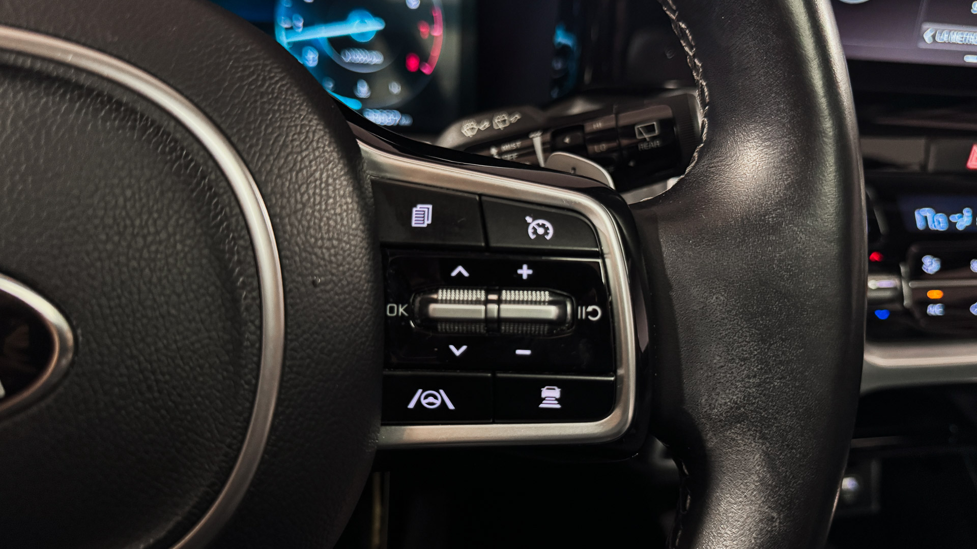 KIA Sorento — foto 10 de 35