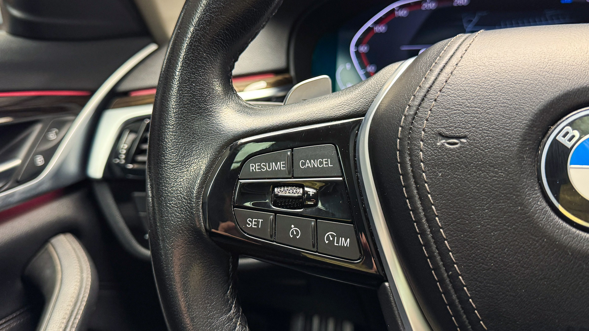 BMW 520D — foto 9 de 32