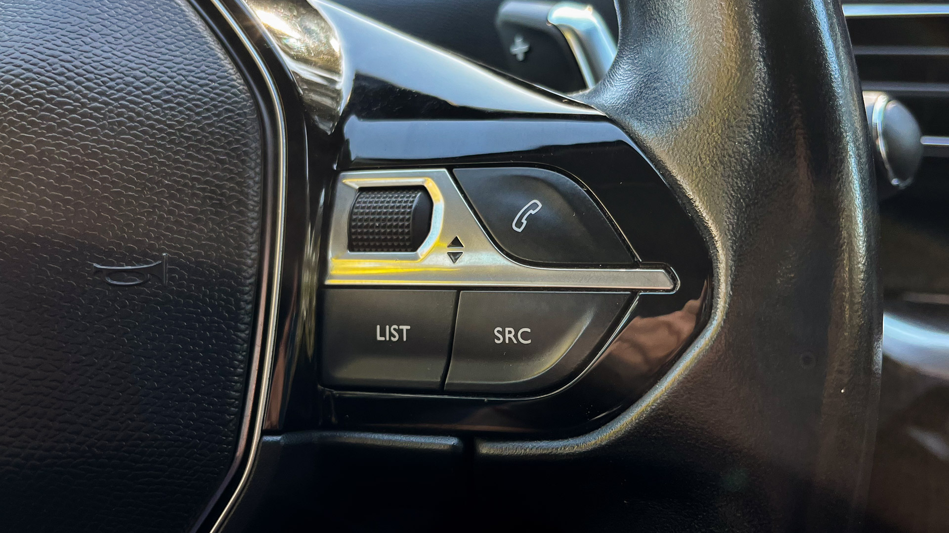 Peugeot 5008 — foto 10 de 27