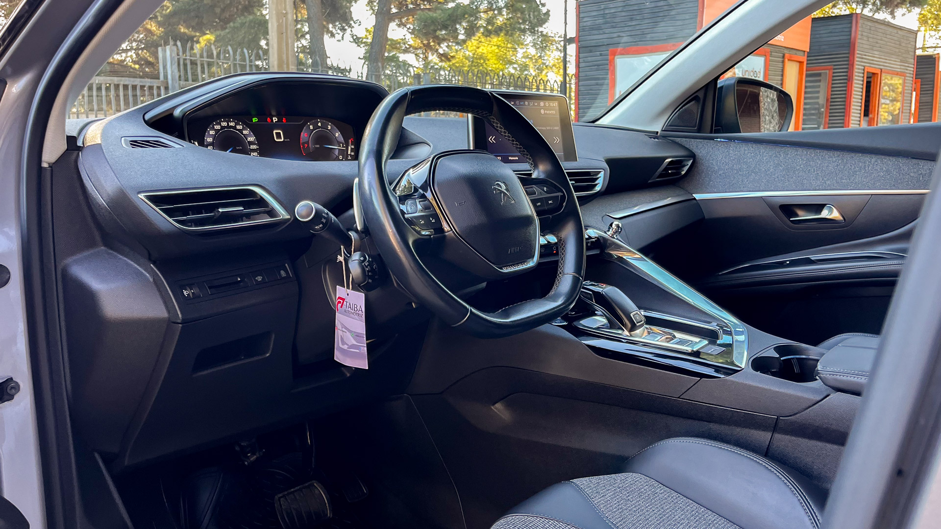 Peugeot 5008 — foto 12 de 27