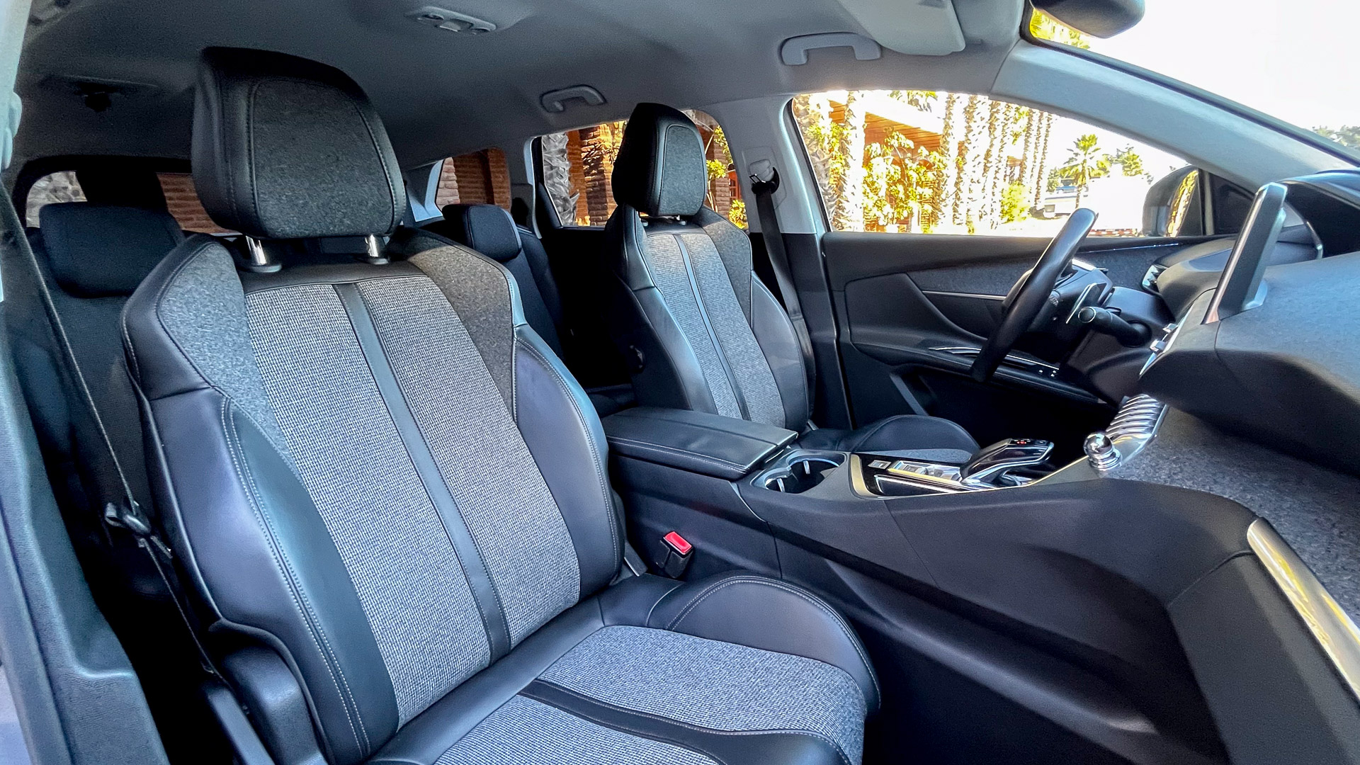 Peugeot 5008 — foto 24 de 27