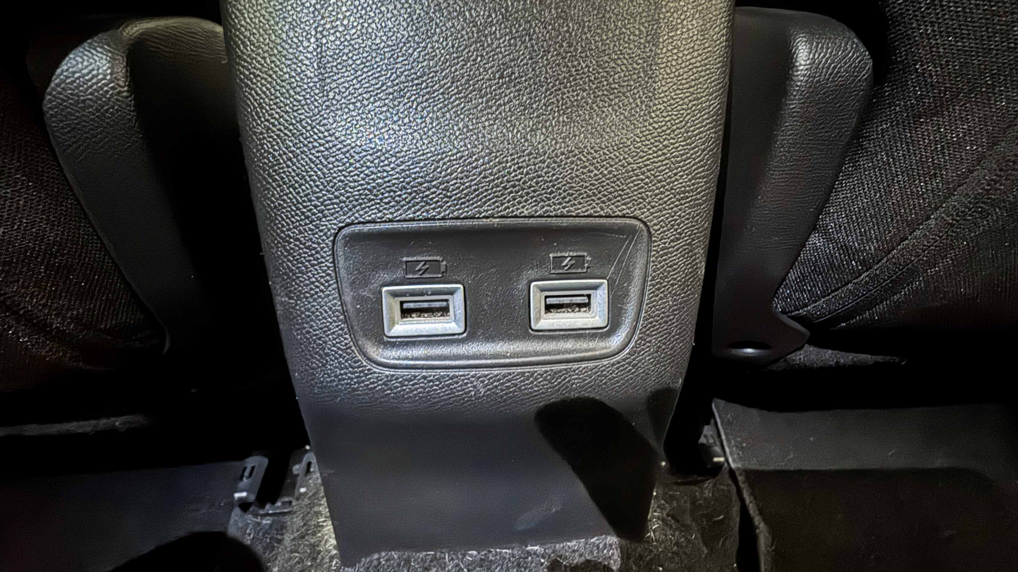 Peugeot 2008 — foto 30 de 30