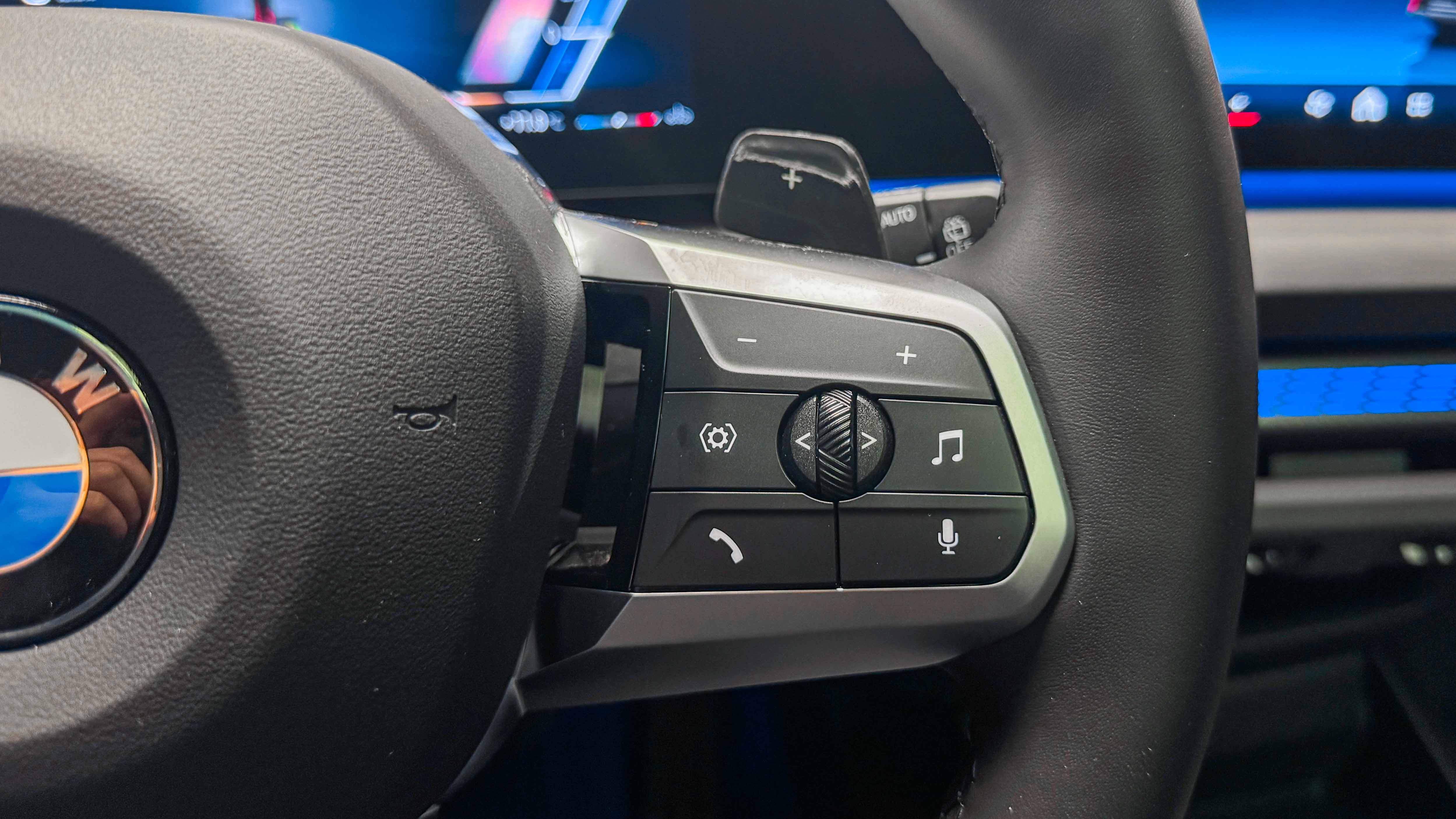 BMW 120 — foto 9 de 31