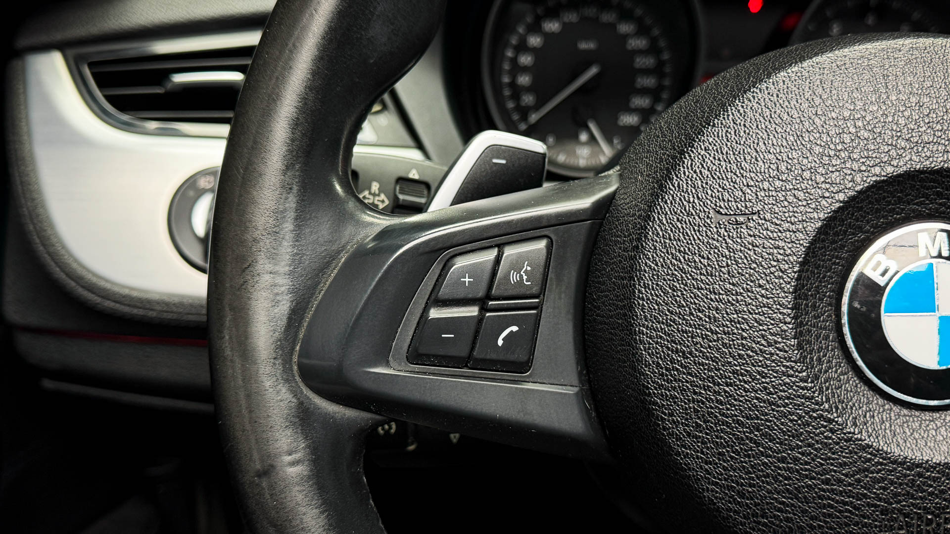BMW Z4 — foto 10 de 32