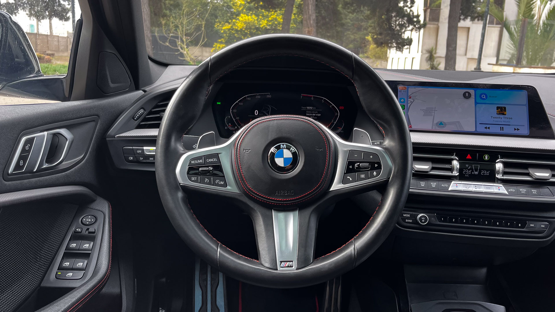 BMW 128Ti — foto 12 de 26