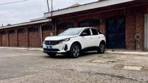 PEUGEOT 3008 2024