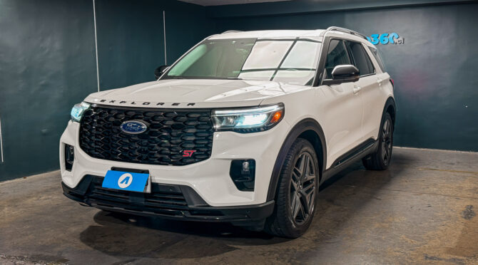 Fotografía de Ford Explorer 2025