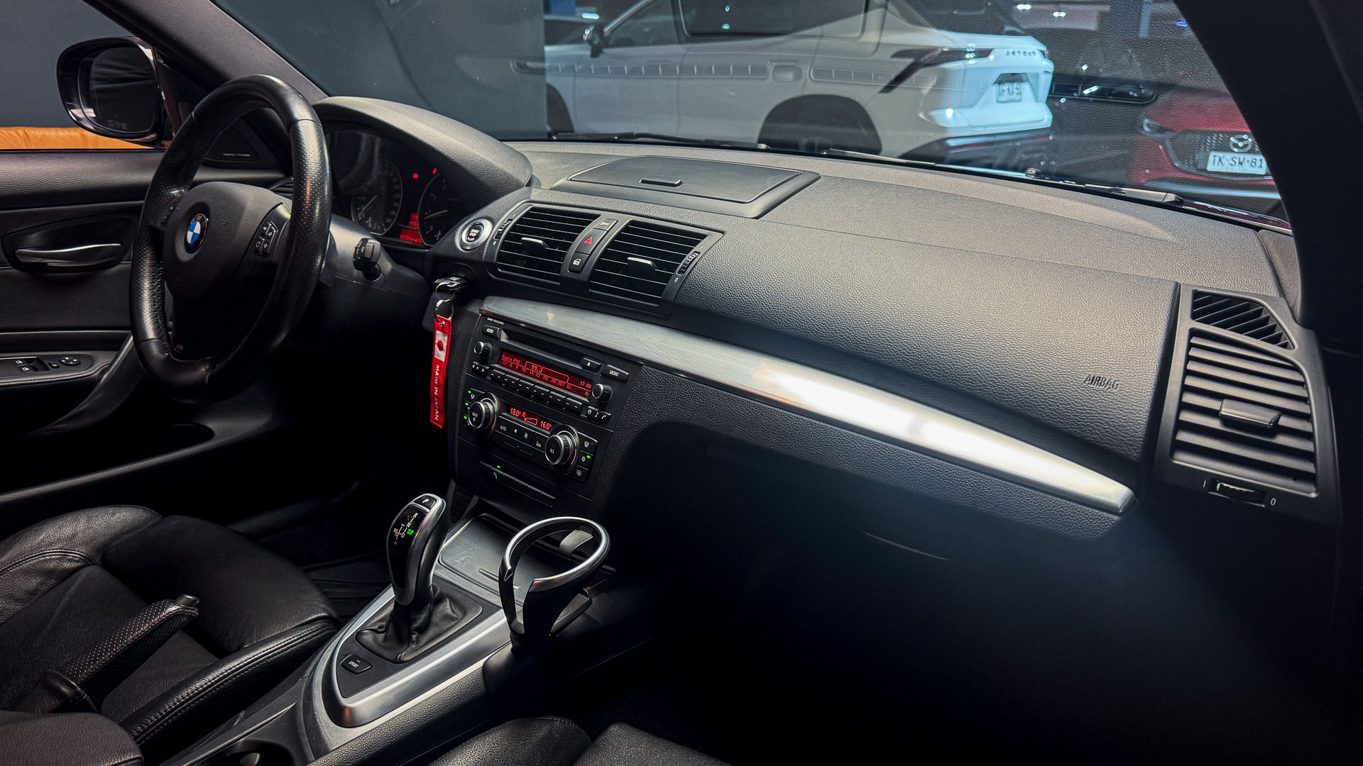 BMW 135I — foto 14 de 29