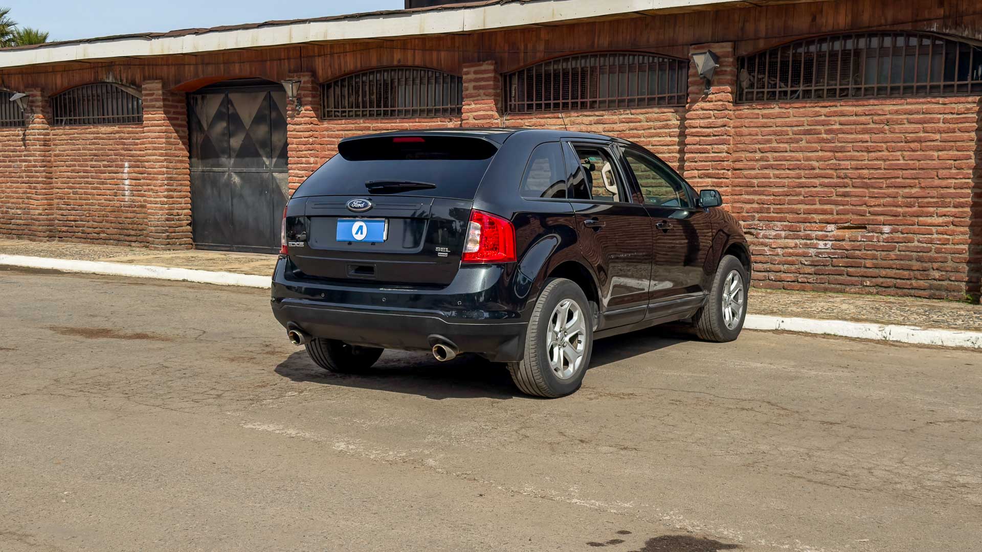 Ford Edge — foto 4 de 27