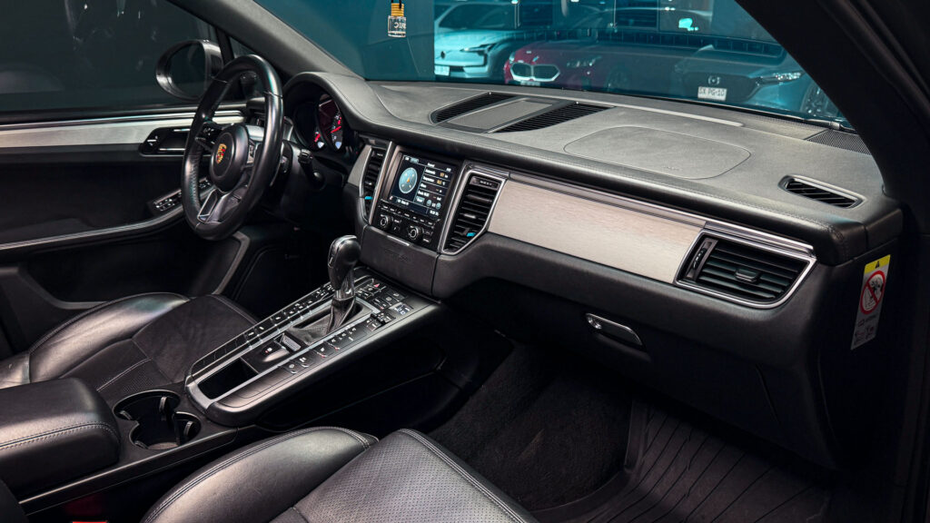 Porsche Macan S 4Wd 3.0 2015 — foto 15 de 40