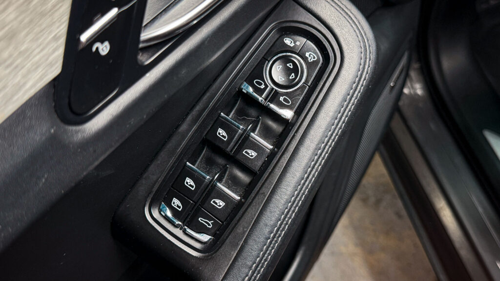 Porsche Macan S 4Wd 3.0 2015 — foto 31 de 40