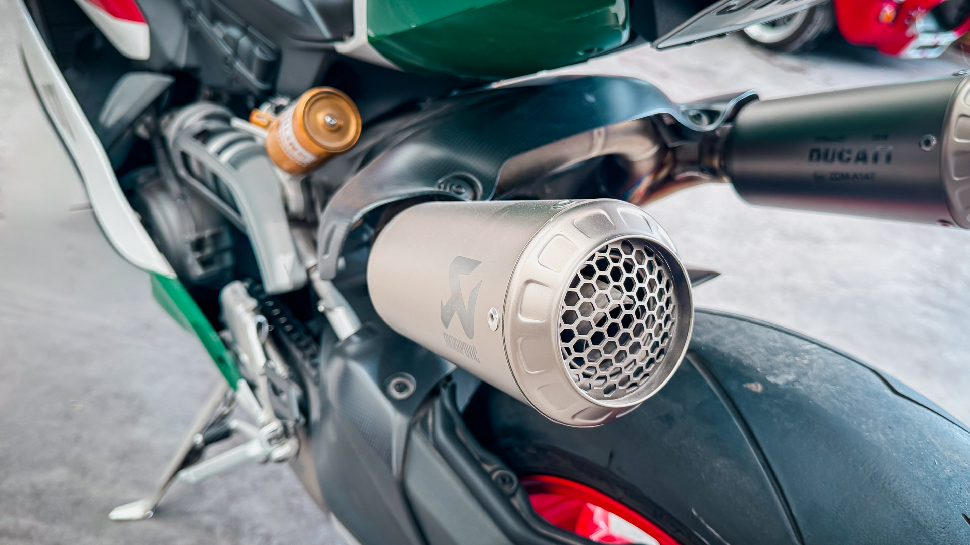 Ducati Panigale R — foto 16 de 16