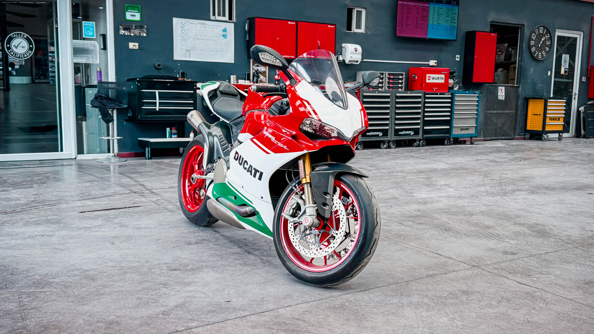 Ducati Panigale R — foto 5 de 16