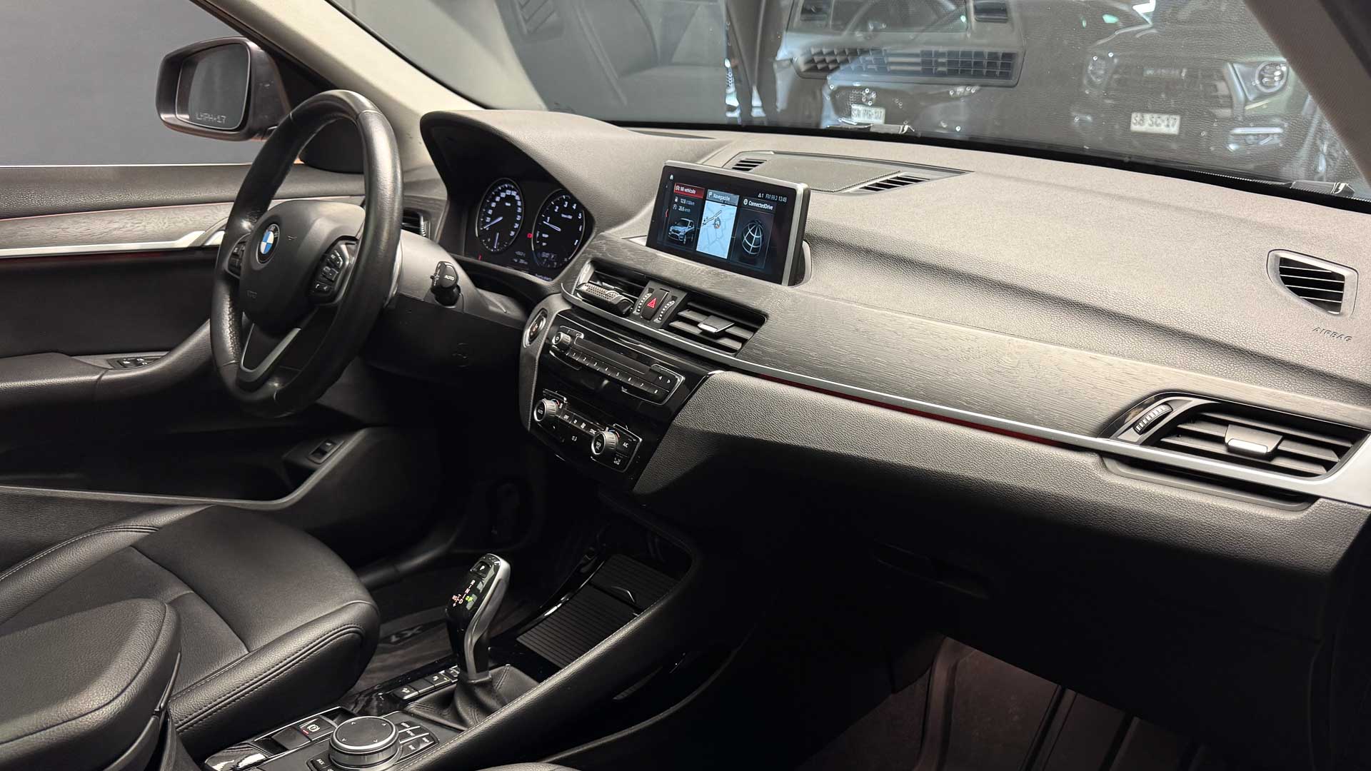 BMW X1 — foto 12 de 27