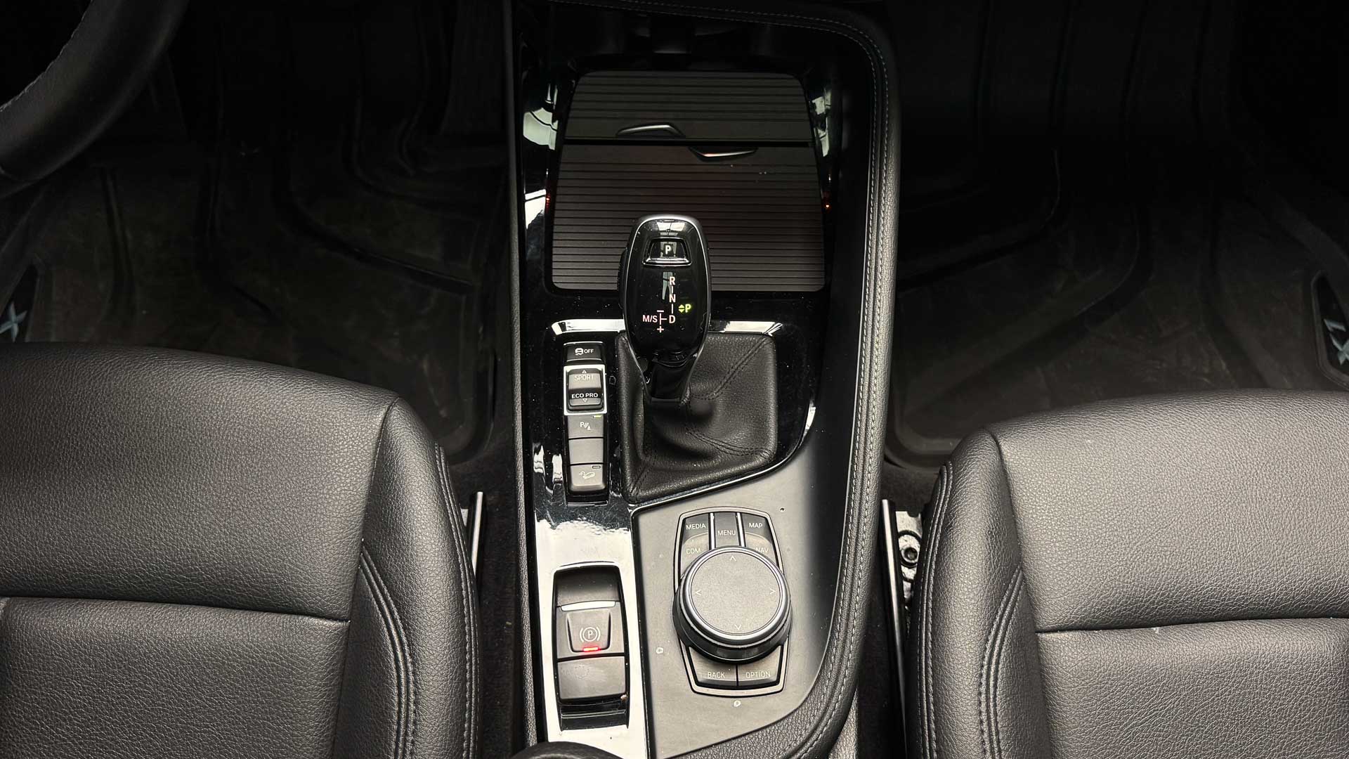 BMW X1 — foto 17 de 27
