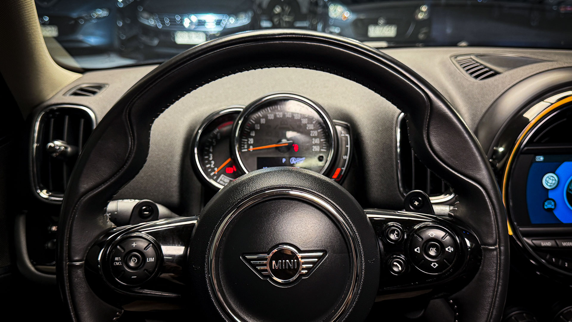 MINI Countryman — foto 8 de 29