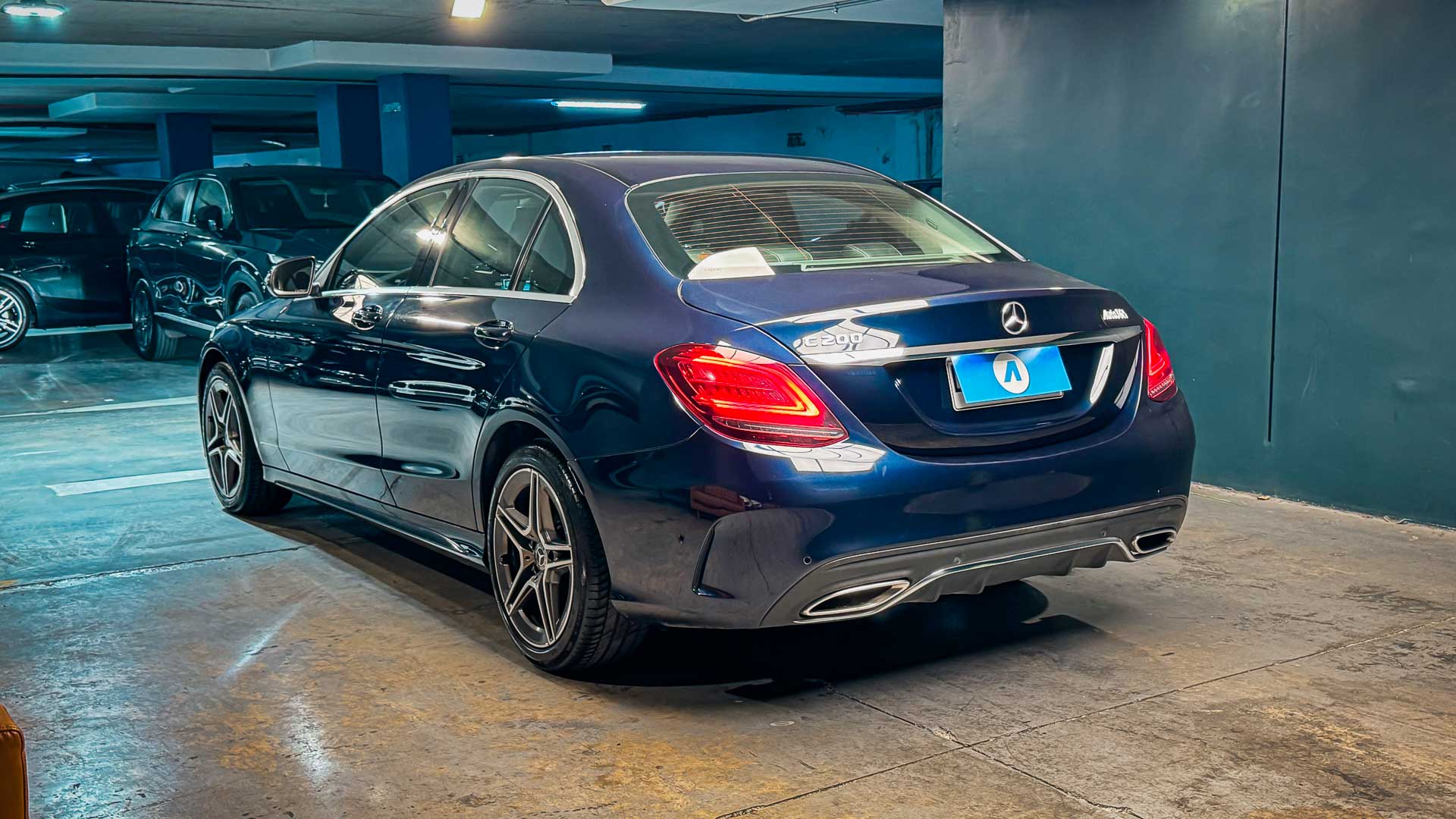 Mercedes-Benz C200 — foto 2 de 28