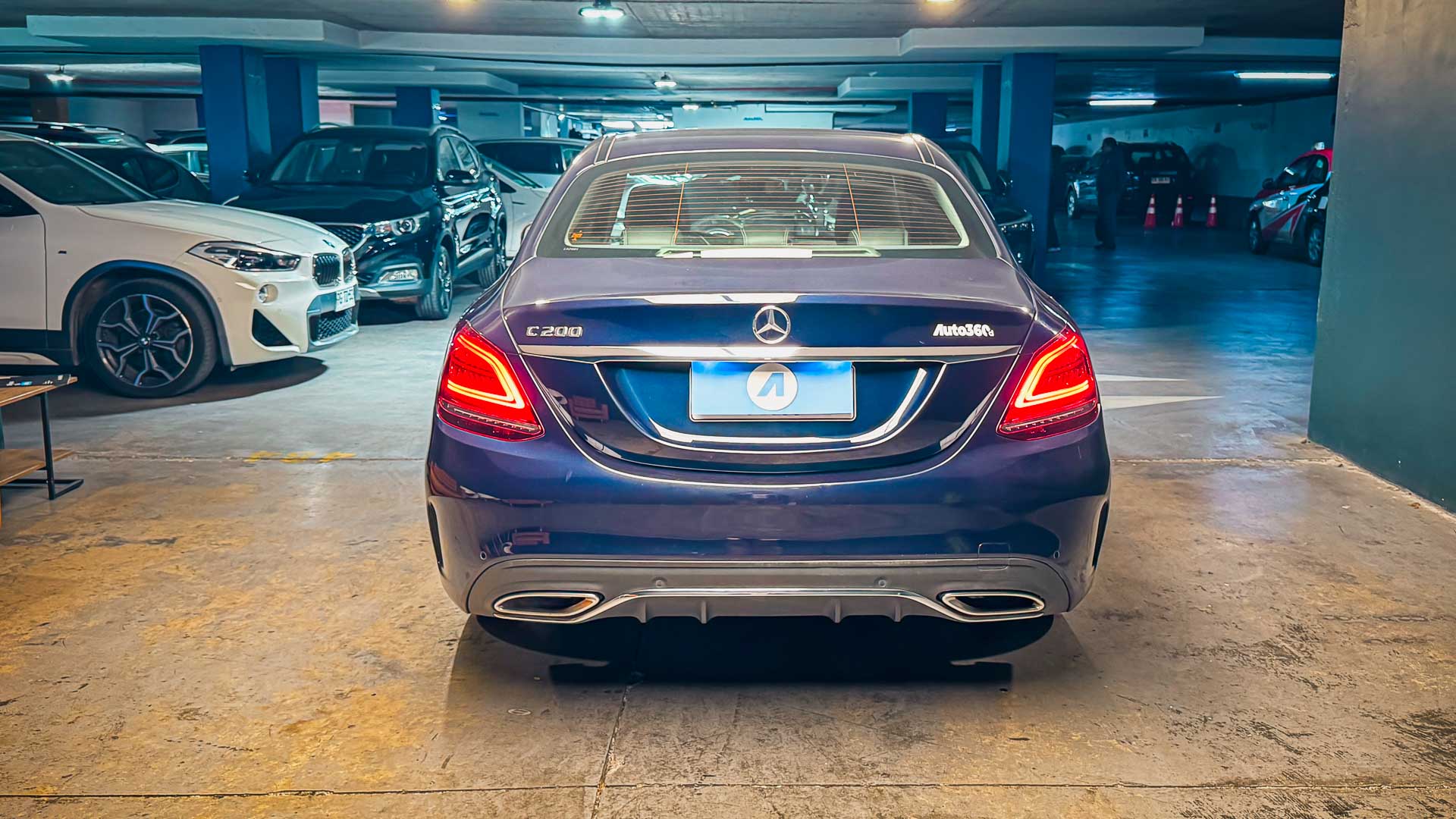 Mercedes-Benz C200 — foto 3 de 28