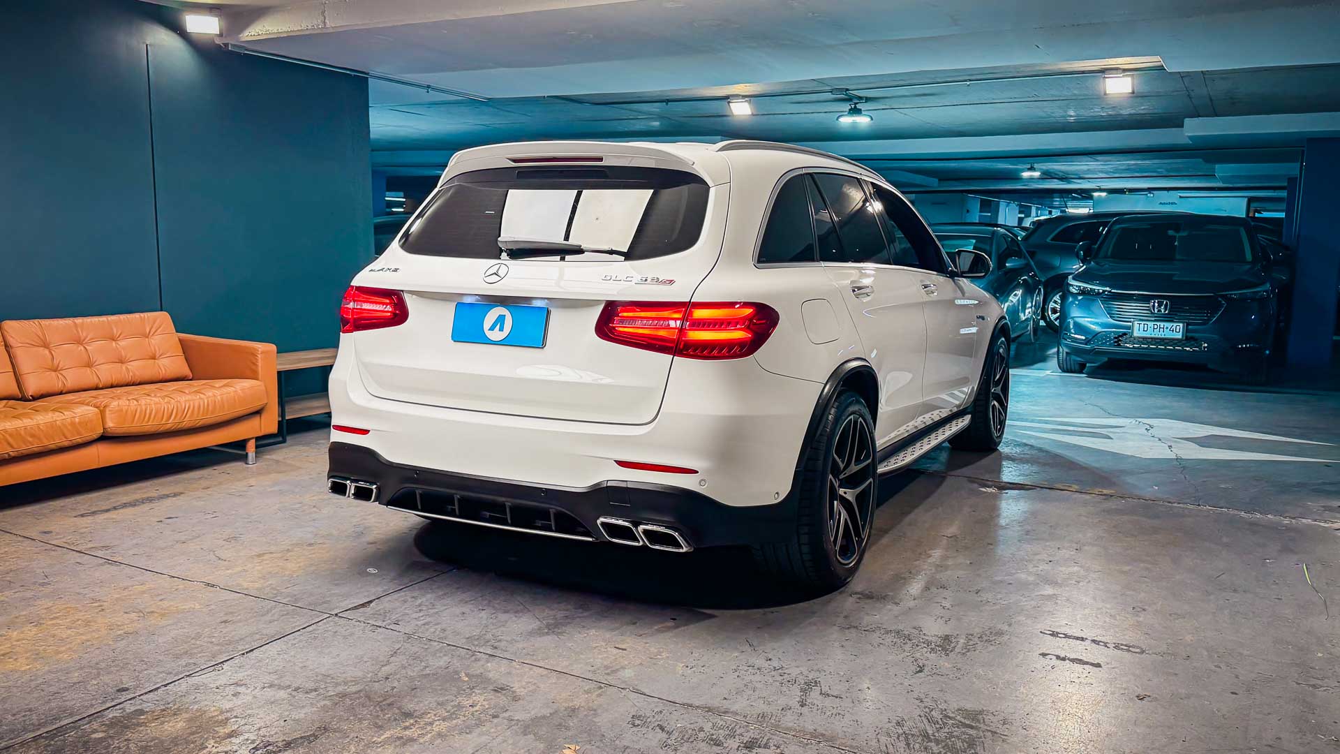Mercedes-Benz Glc63 Amg — foto 4 de 33