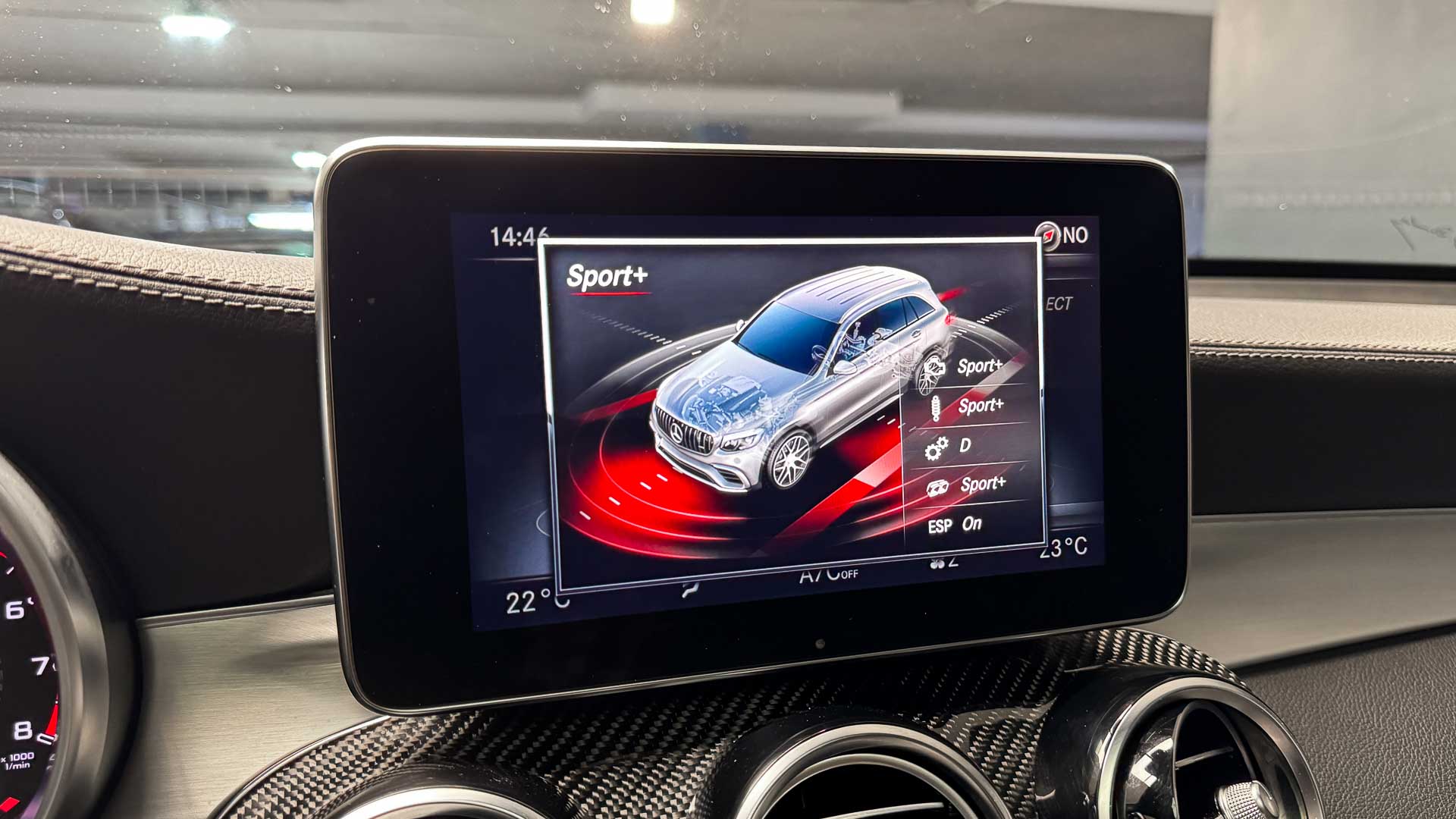 Mercedes-Benz Glc63 Amg — foto 20 de 33