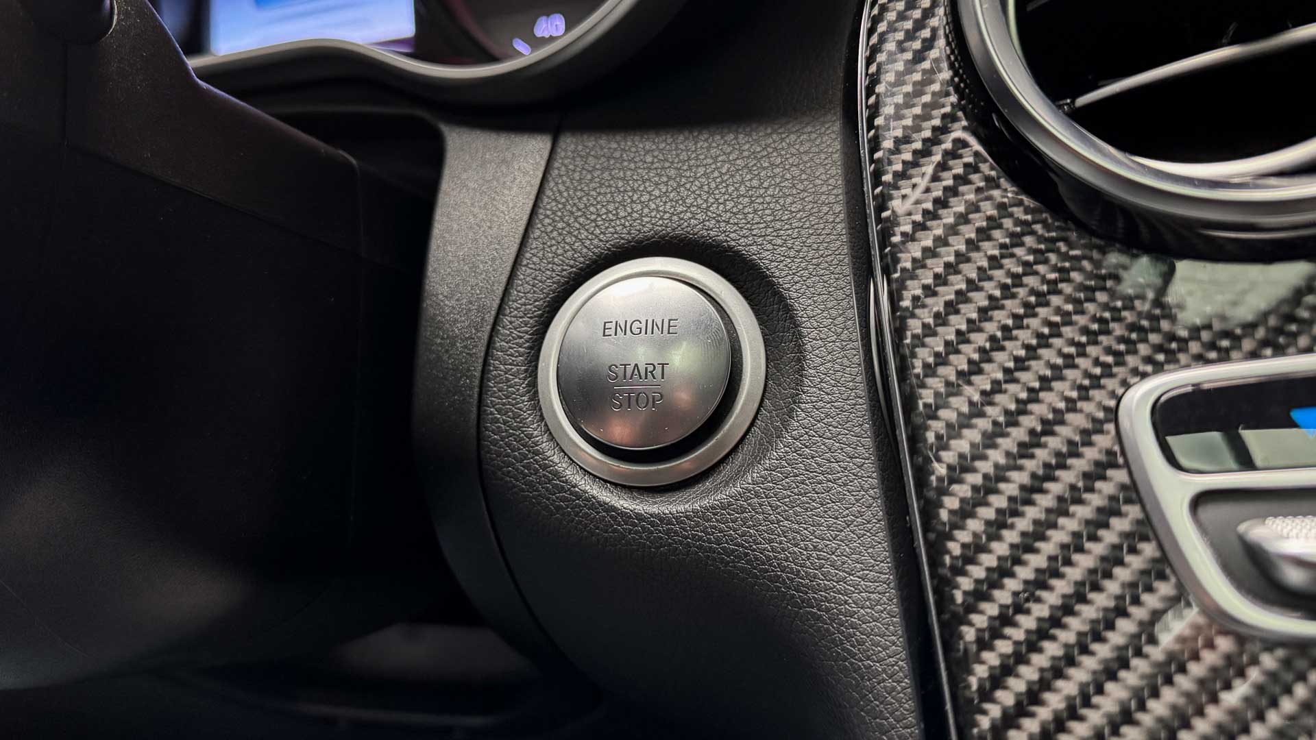 Mercedes-Benz Glc63 Amg — foto 22 de 33
