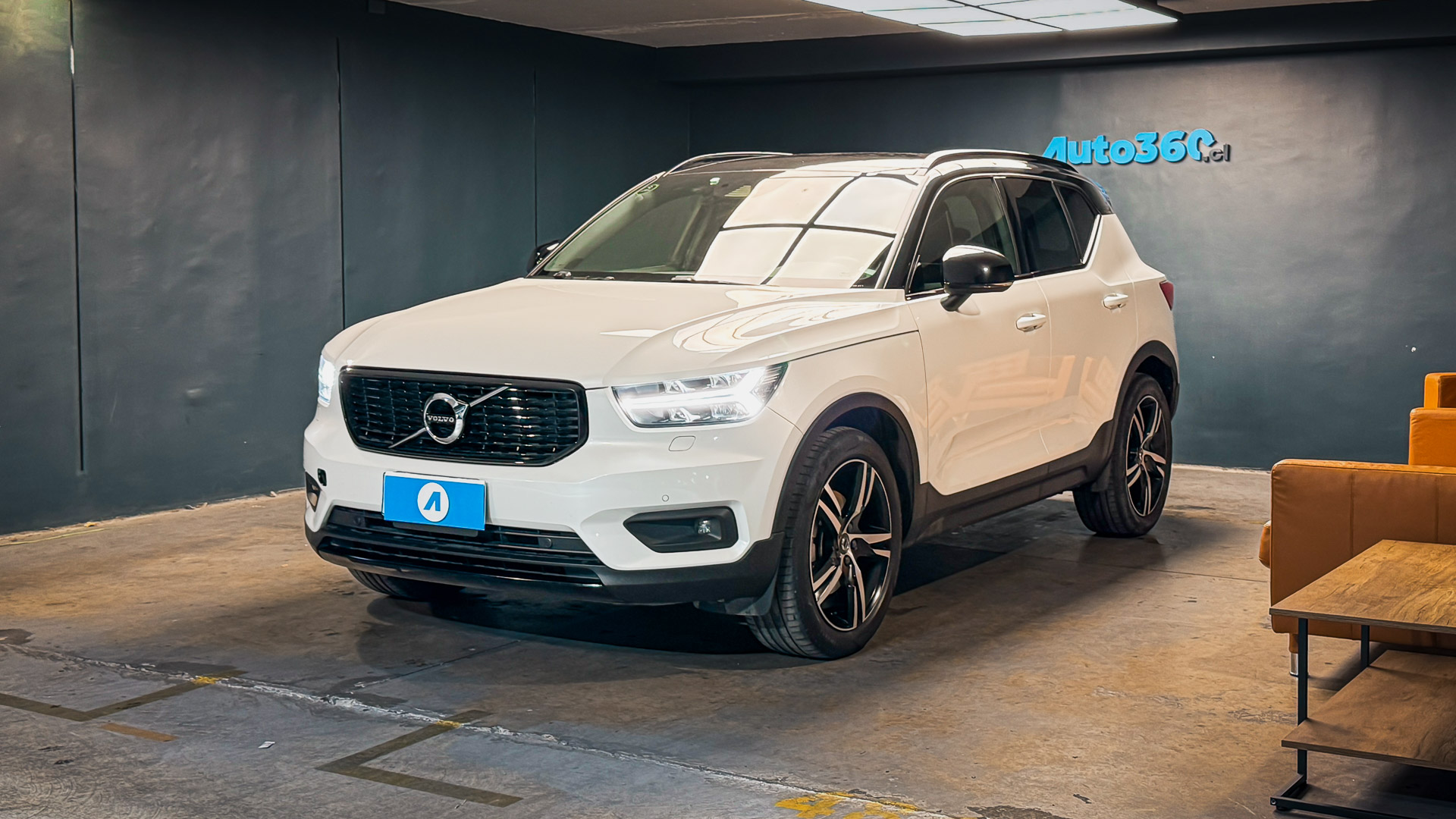 Volvo XC40