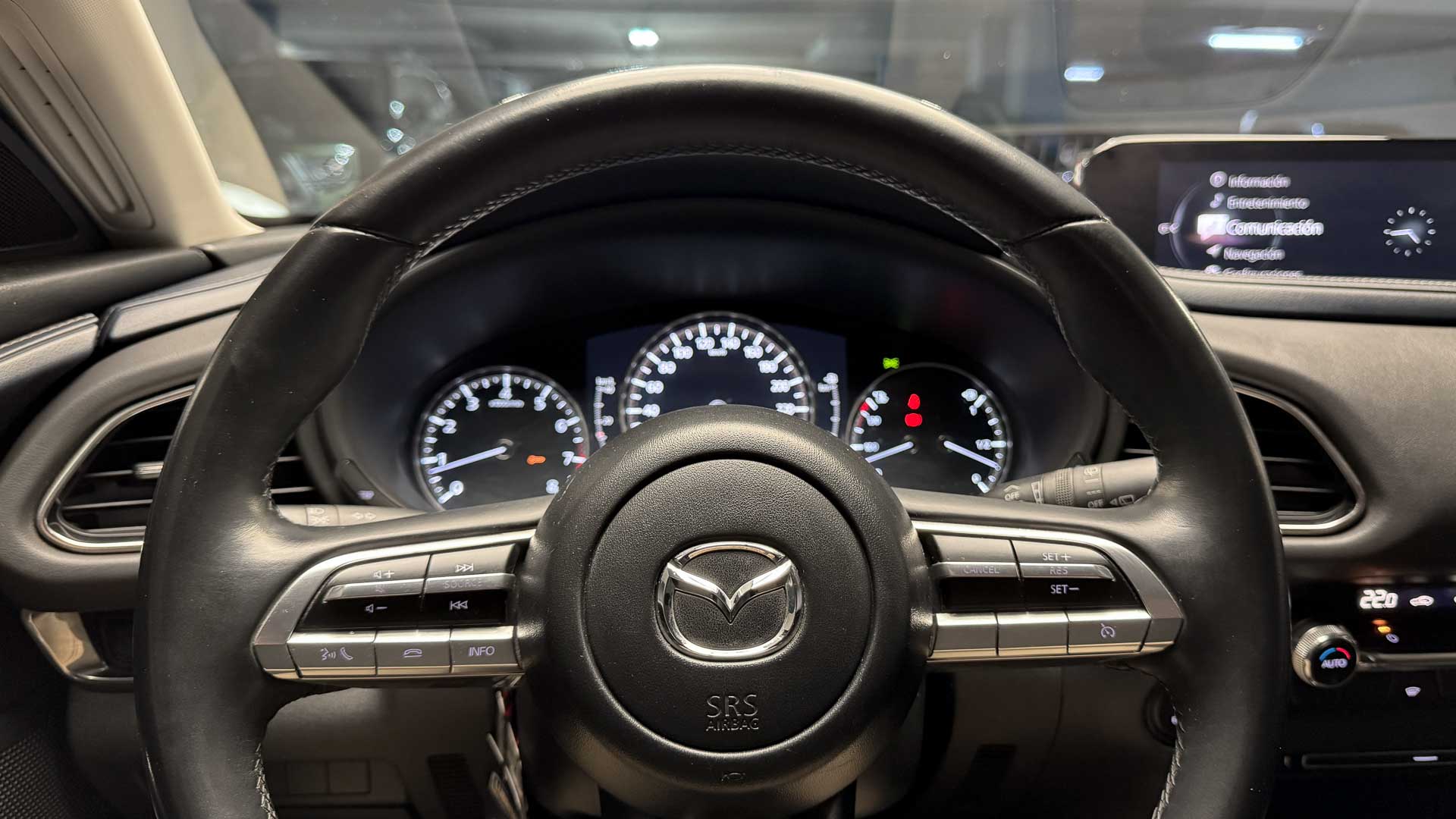 Mazda CX-30 — foto 7 de 28