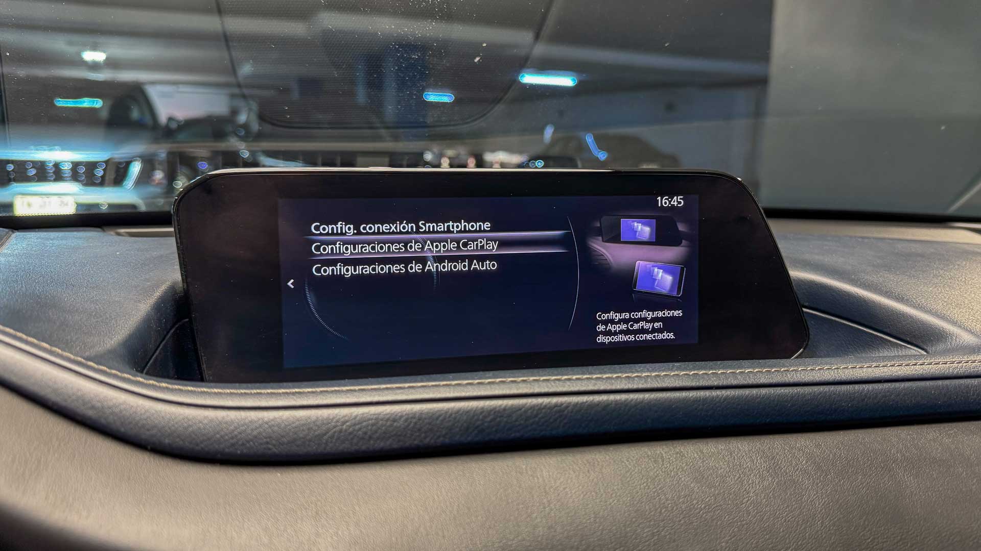 Mazda CX-30 — foto 17 de 28