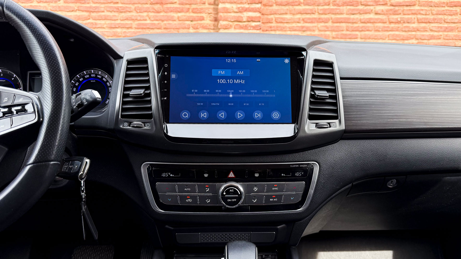SsangYong Rexton — foto 15 de 28