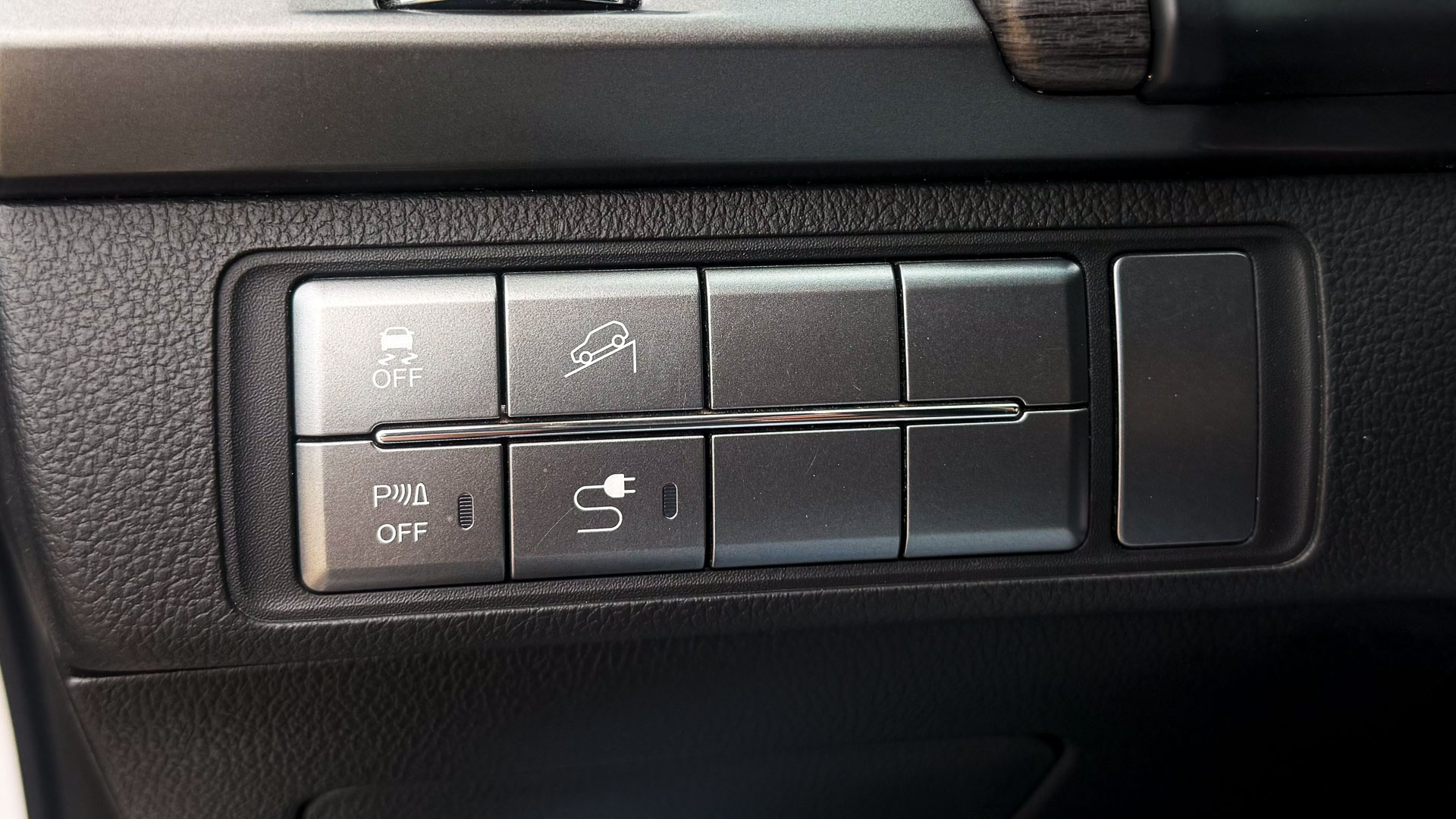 SsangYong Rexton — foto 27 de 28