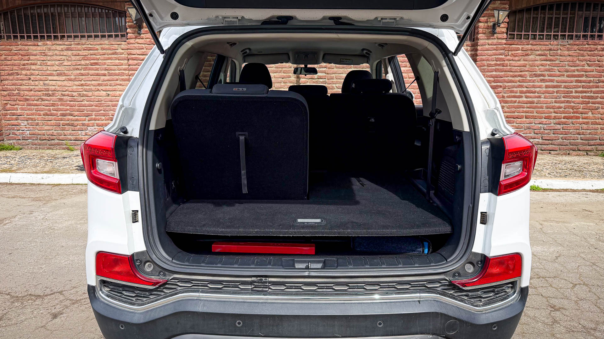 SsangYong Rexton — foto 7 de 28