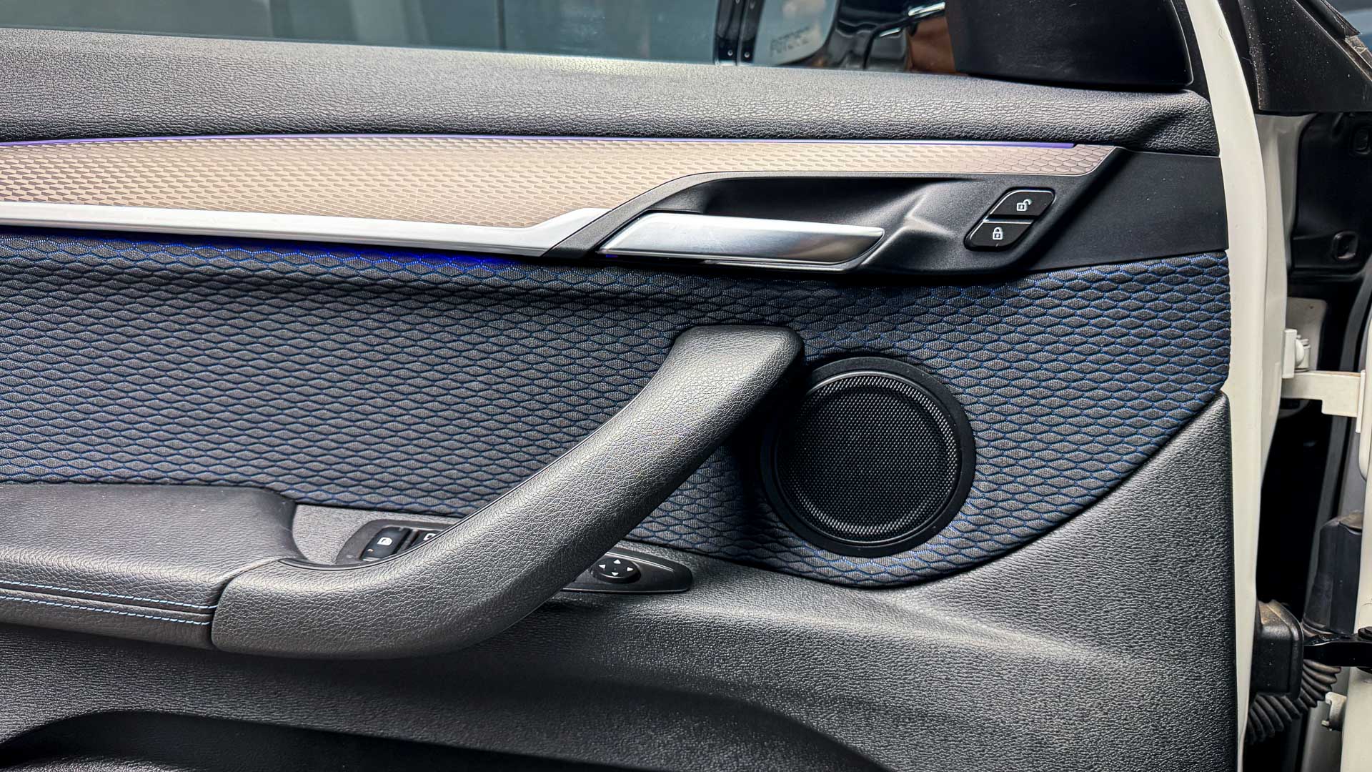 BMW X2 — foto 26 de 29