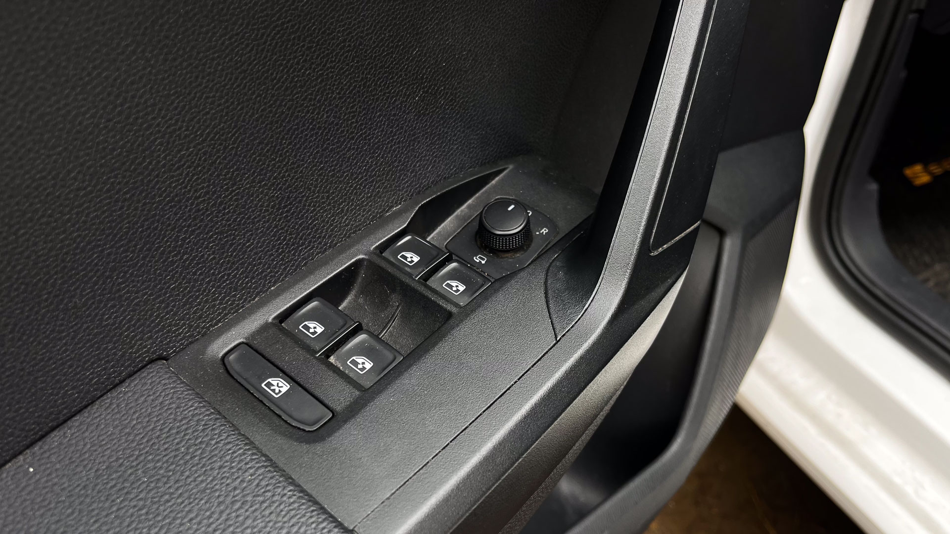 SEAT Ibiza — foto 23 de 24