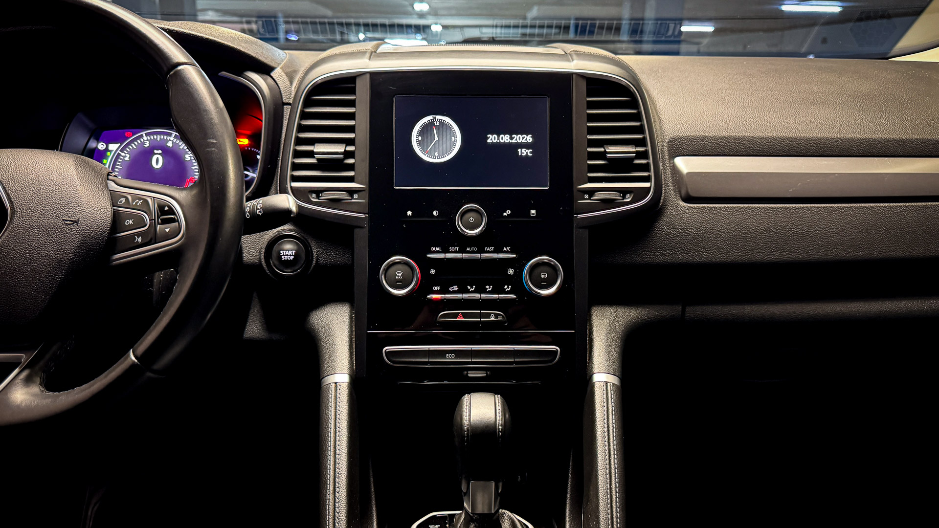 Renault Koleos — foto 15 de 26
