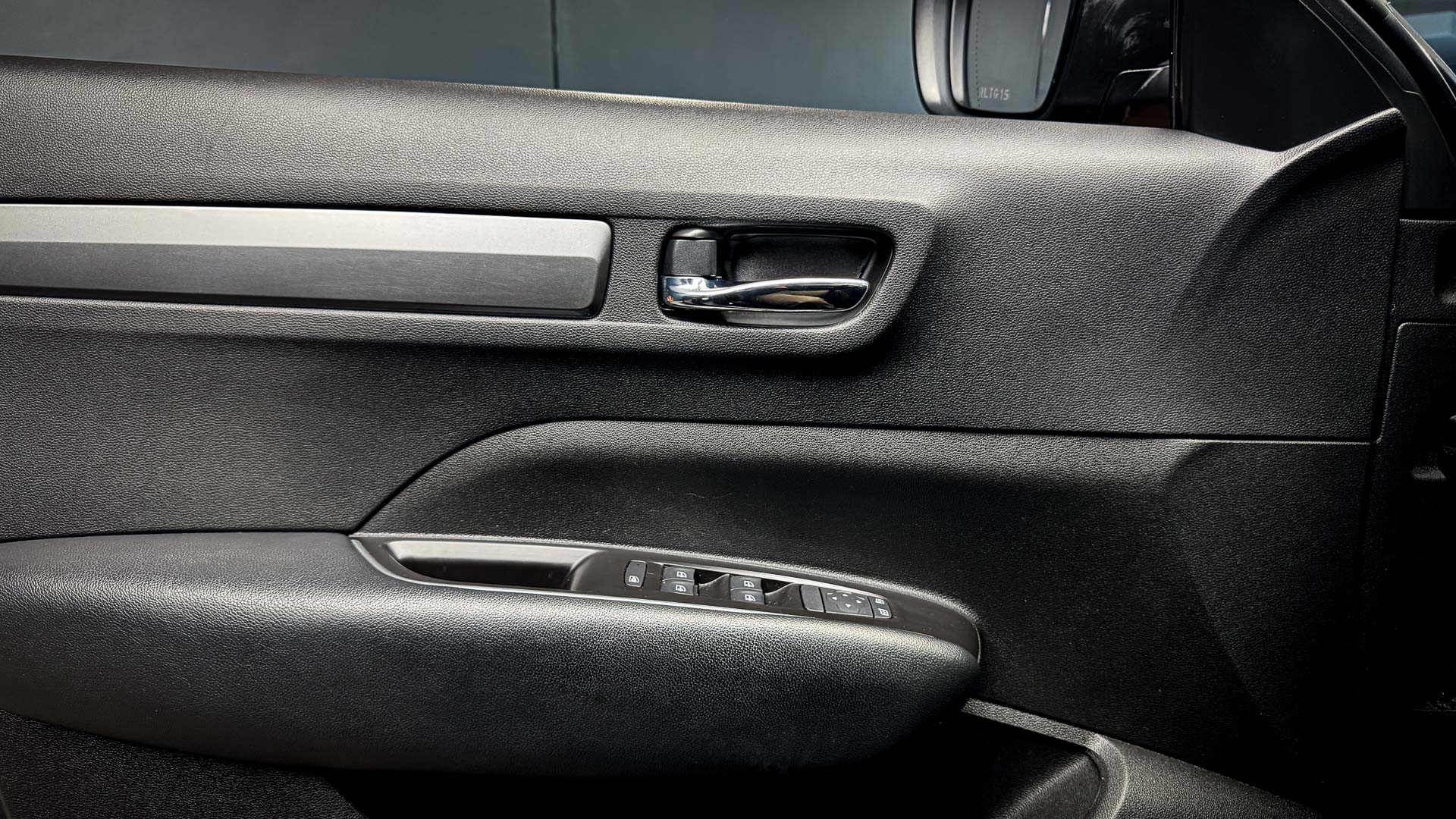 Renault Koleos — foto 24 de 26