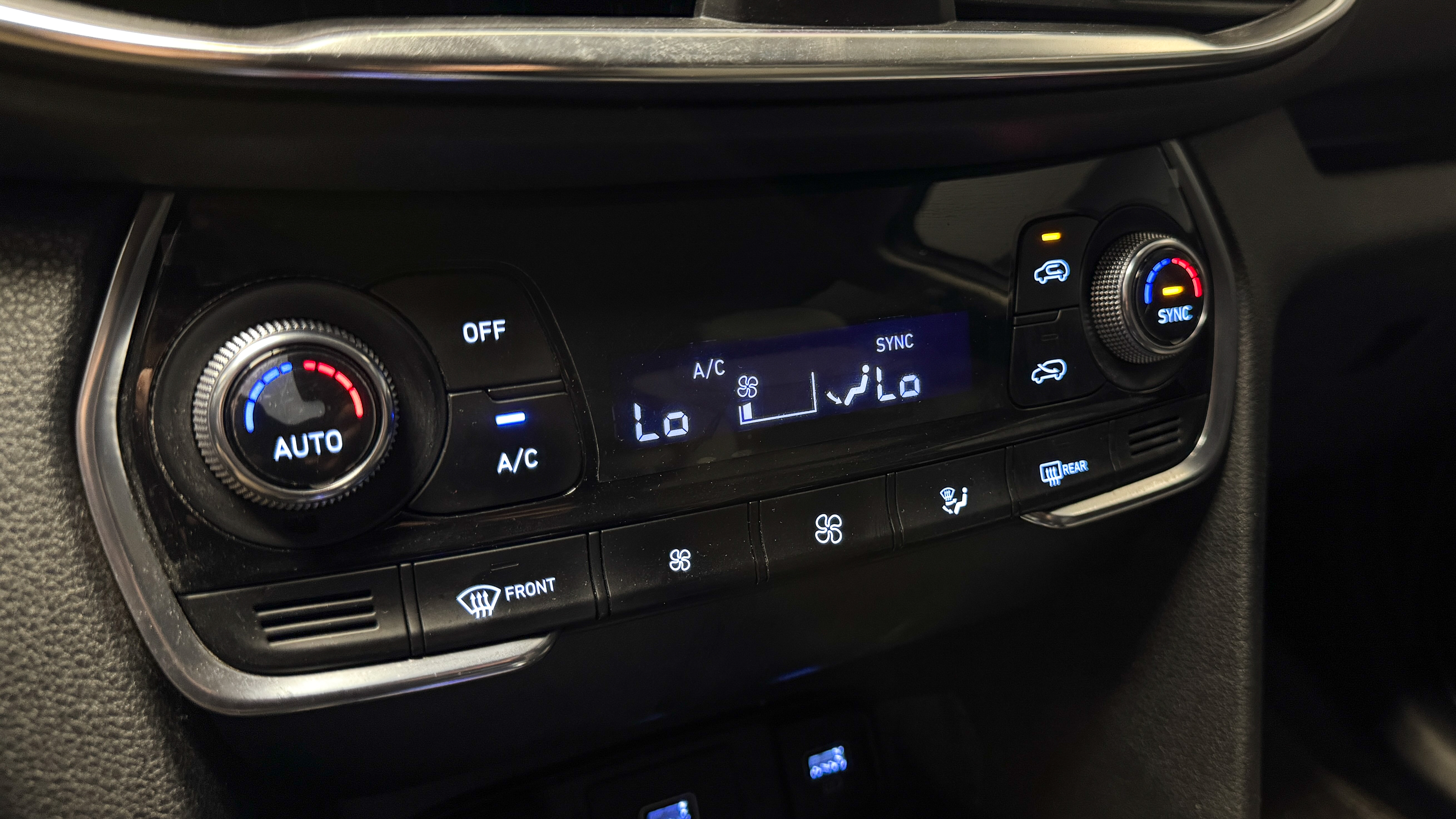 Hyundai Santa Fe — foto 17 de 25