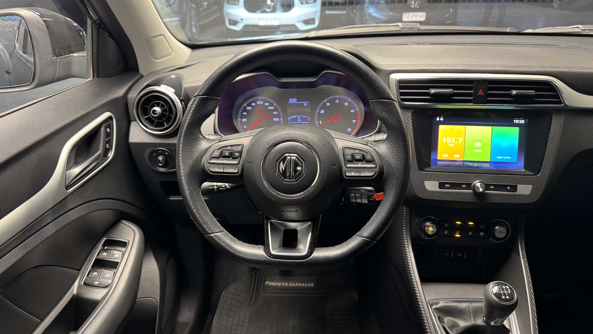 MG Zs — foto 12 de 23
