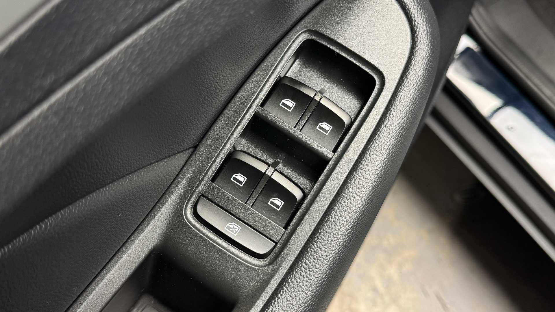 MG Zs — foto 23 de 23