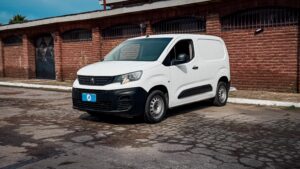 PEUGEOT PARTNER 2022