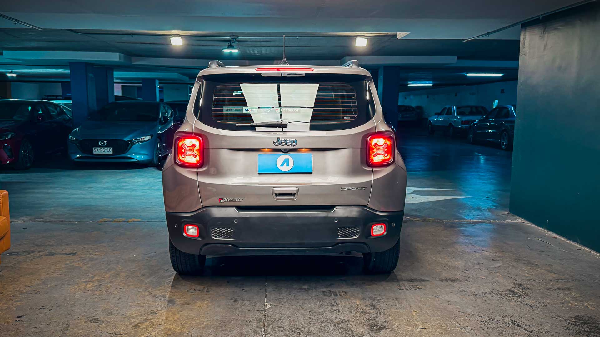 Jeep Renegade — foto 3 de 25
