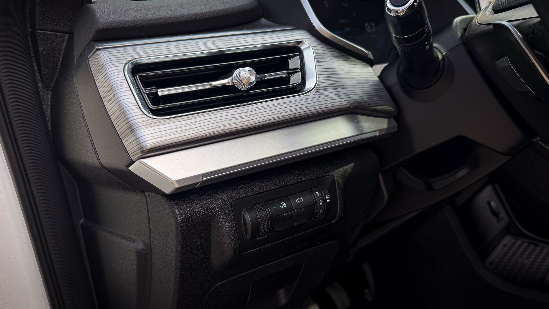 Chery Tiggo 8 Pro — foto 27 de 30