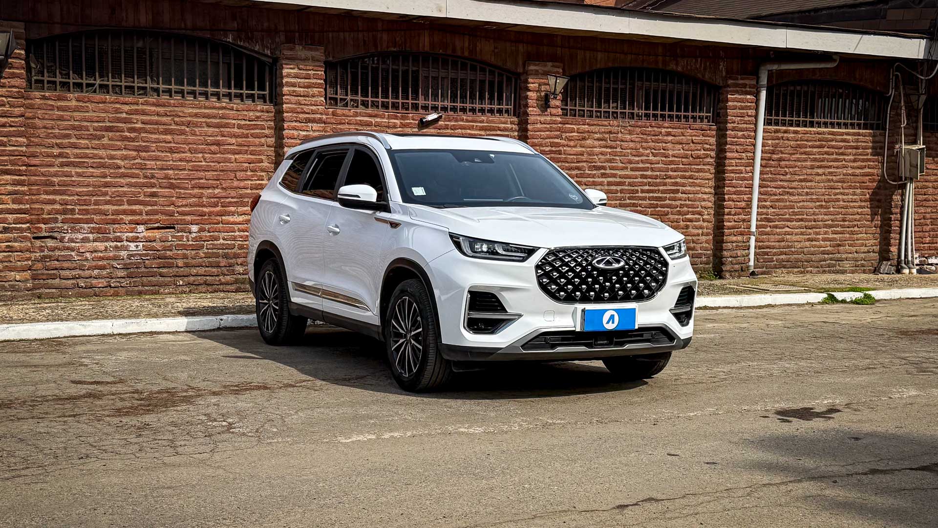 Chery Tiggo 8 Pro — foto 5 de 30