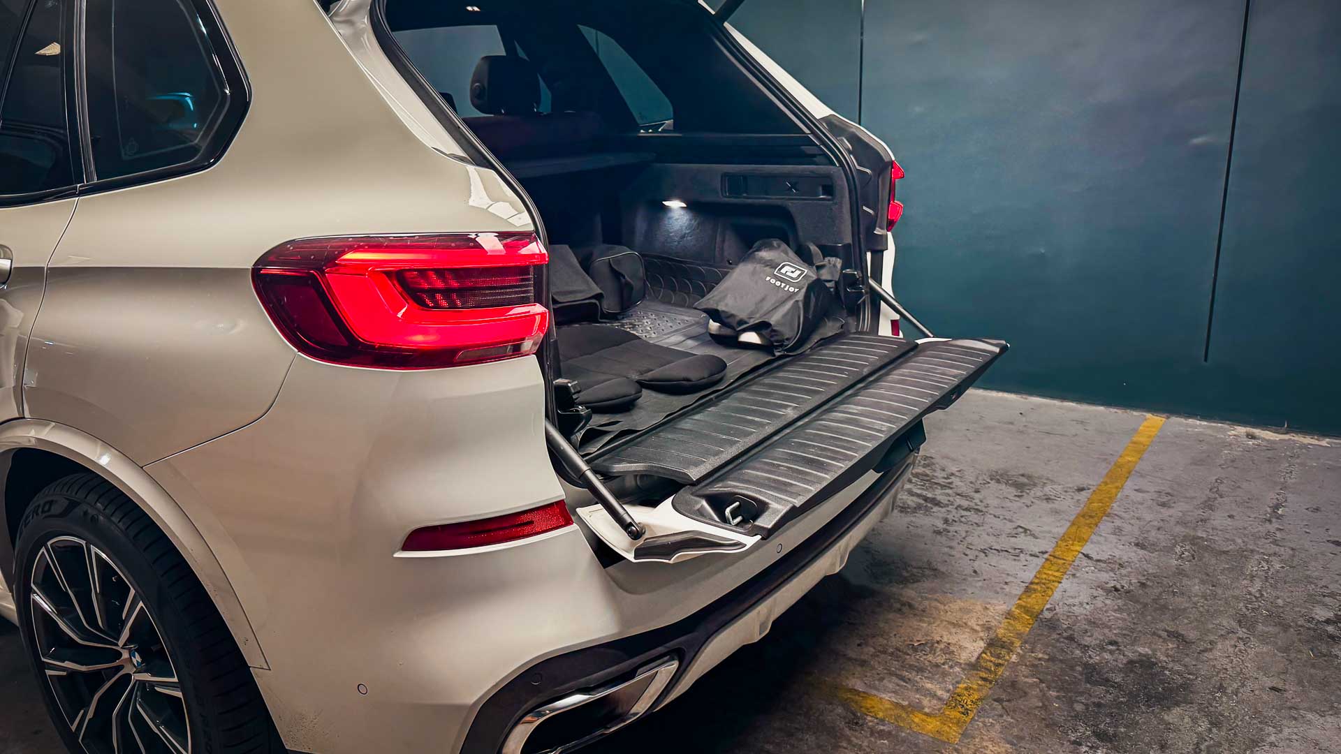 BMW X5 — foto 8 de 35