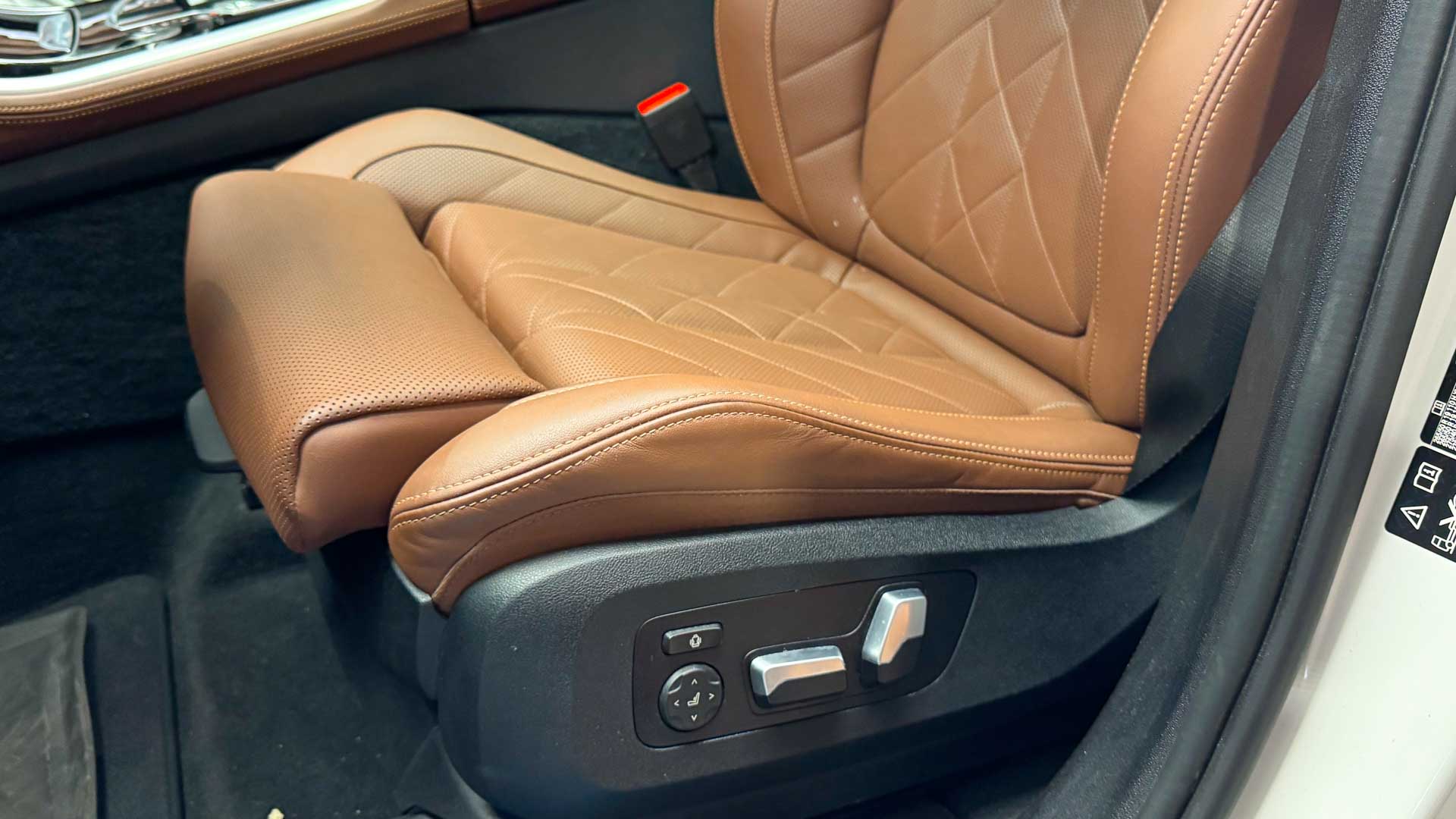 BMW X5 — foto 29 de 35