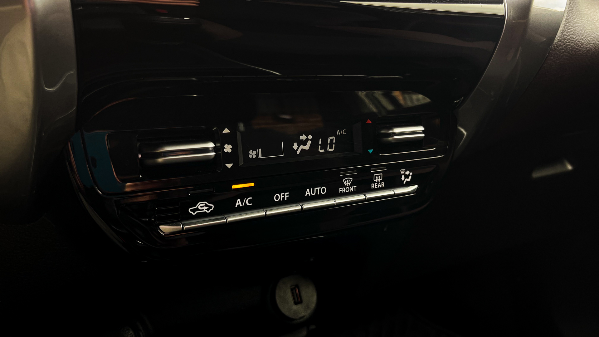 Suzuki Fronx — foto 18 de 24