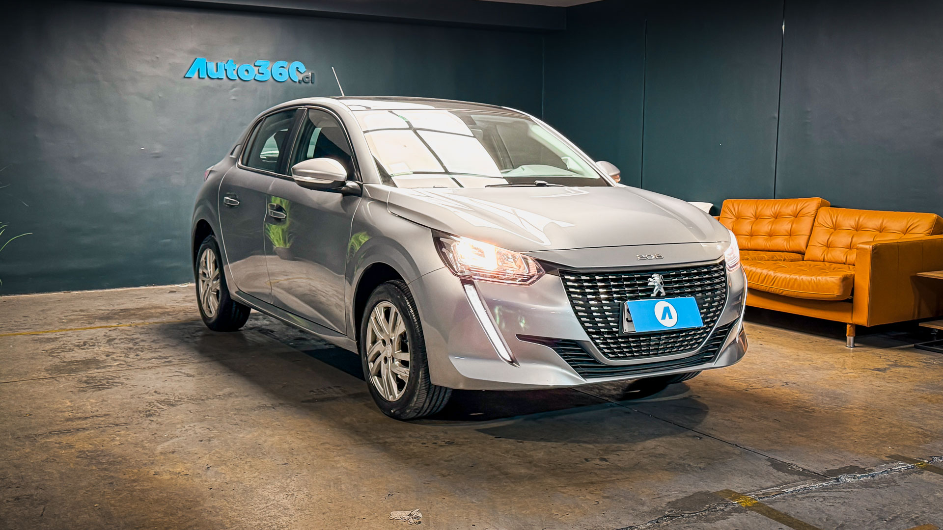 Peugeot 208 — foto 5 de 26