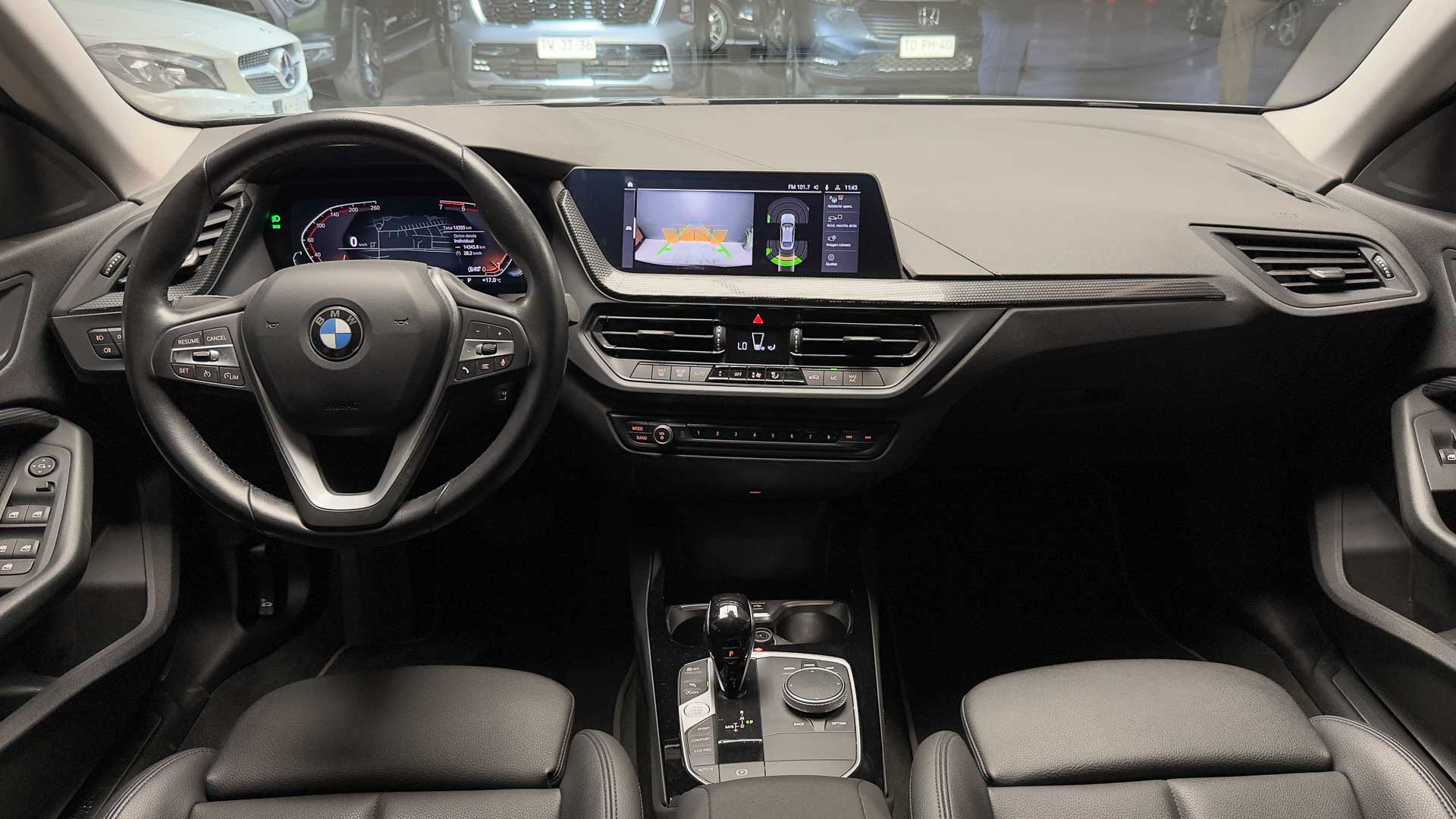 BMW 218I — foto 14 de 26
