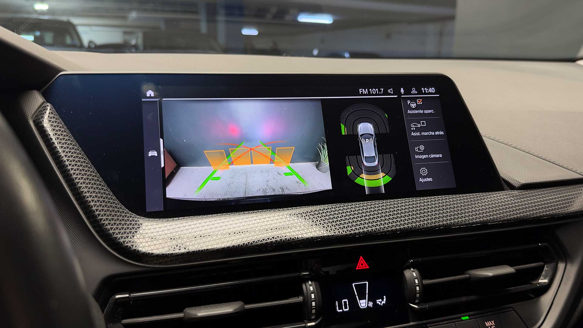 BMW 218I — foto 16 de 26