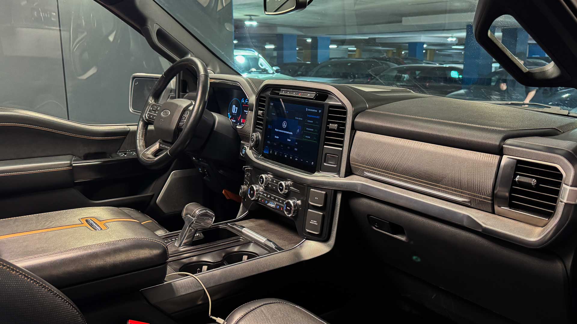 Ford F150 — foto 15 de 34