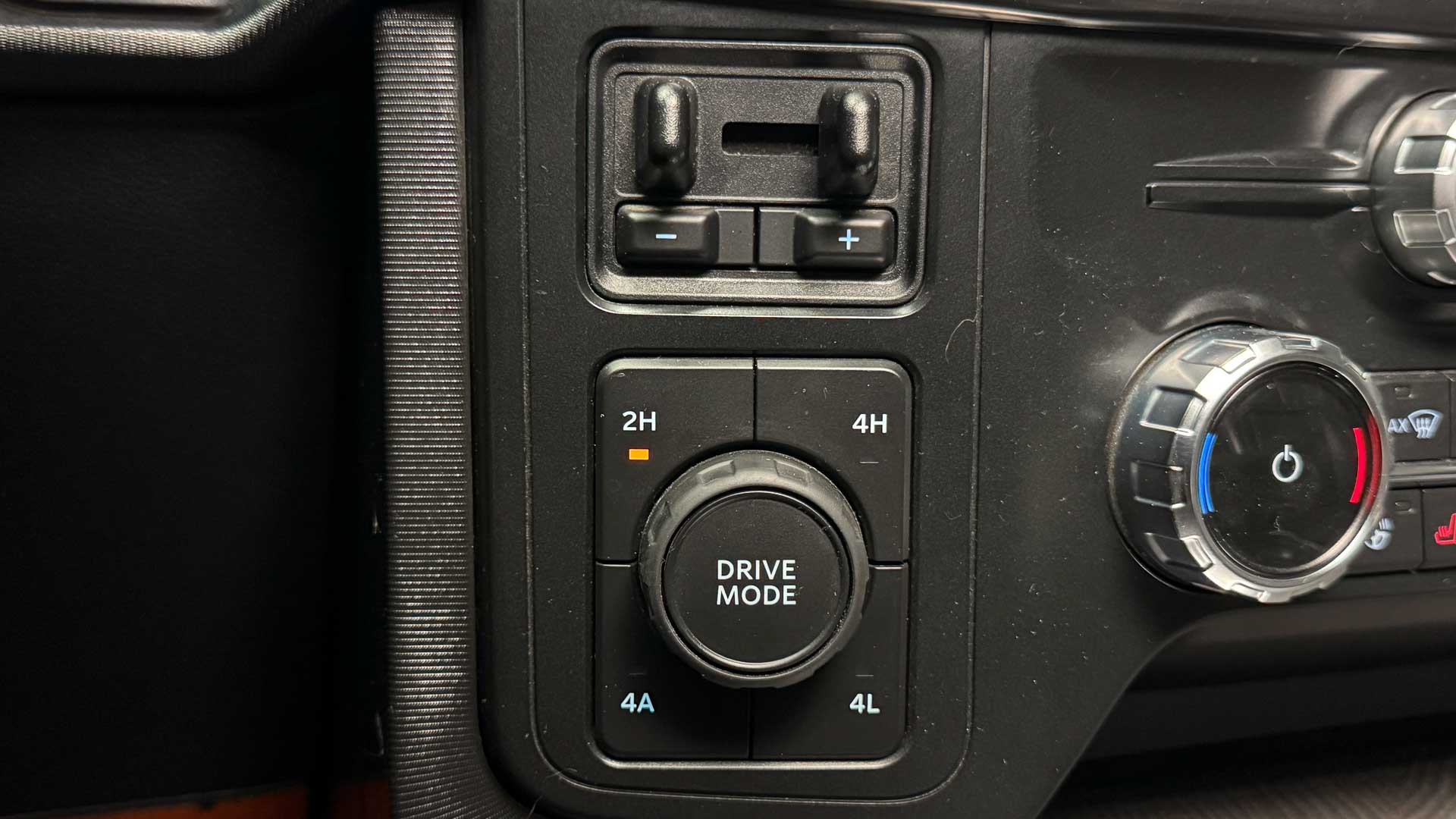 Ford F150 — foto 21 de 34
